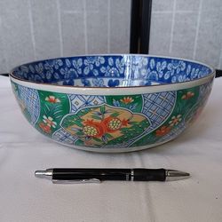 Beautiful Vintage Deep Bowl