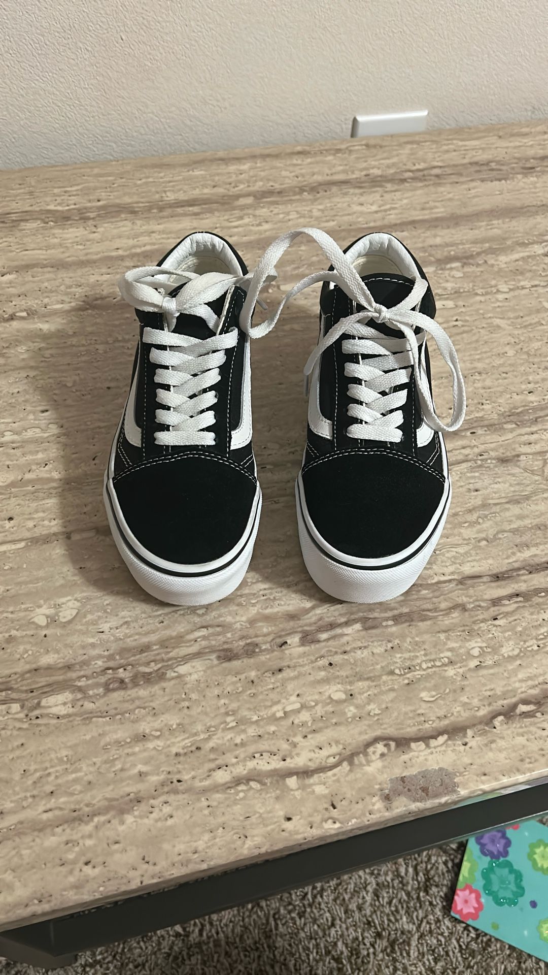 Black & White Platform Vans Boys 3 1/2 Women’s 5