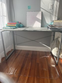 Brand New Desk Still In Box. I Ordered 2 By Mistake