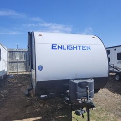 Elightine  