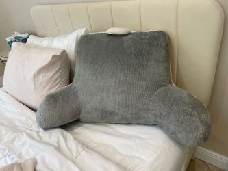 Bed rest pillow