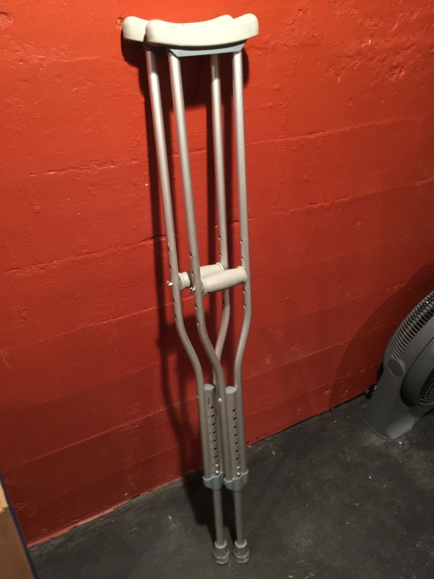 Aluminum Crutches