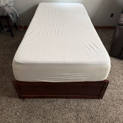 Single Bed Frame (38” X 75”)