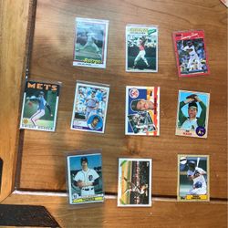 10 baseball cards (dwight gooden, mark mcguire, etc)