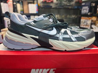 Nike V2K Run - Vintage Green - Men's 10 - Brand New In Box
