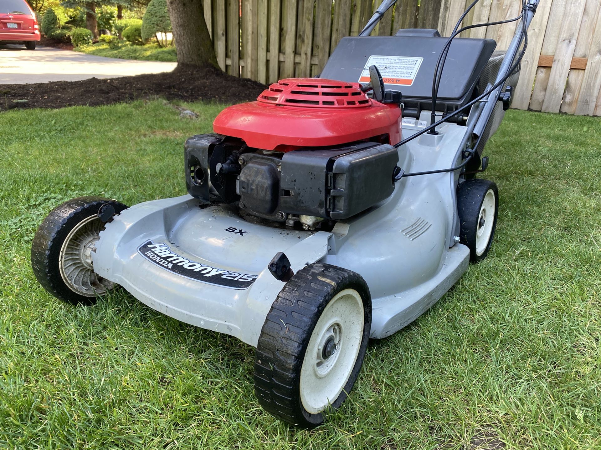 HONDA Harmony 215 SX Lawn Mower with Blade Clutch (Lawnmower) for Sale