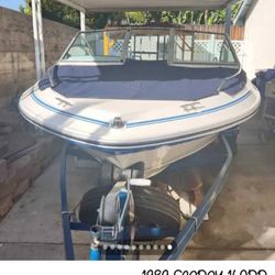 1989 SeaRay Boat
