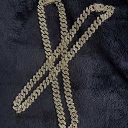 Diamond White Gold Cuban Linked Chain