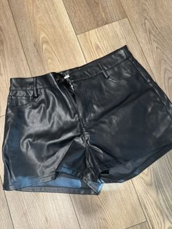 Shorts Women Size Large 
