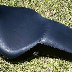 RE-UPHOLSTERY Services