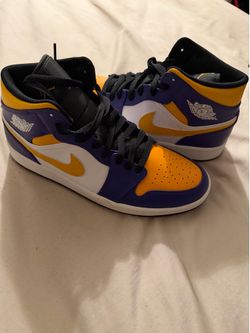 Jordan (lakers colors)