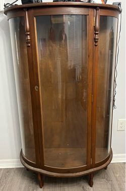 Vintage Curved Glass Curio Cabinet / Display Cabinet