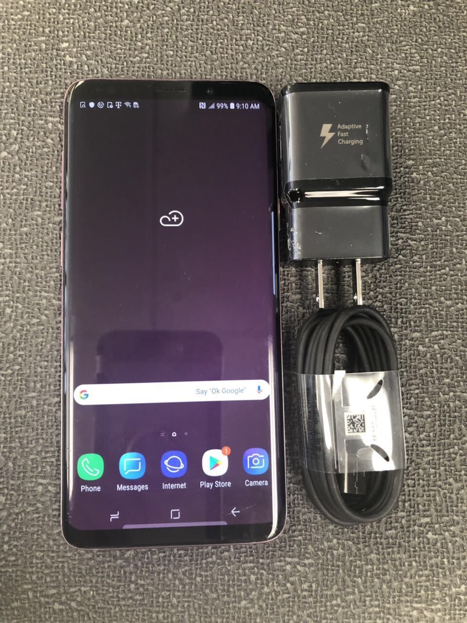 Samsung galaxy s9 plus unlocked, sold with receipt and store warranty