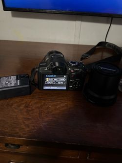 Panasonic LUMIX camera