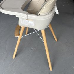 Wooden High Chair Infant/toddler