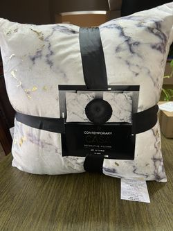 Set Of 3 Decorative Pillows