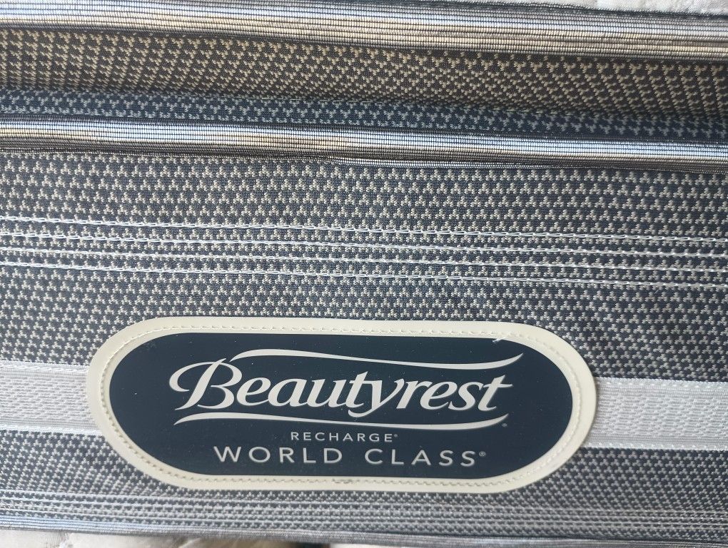 Beautyrest King Pillowtop Mattress And Box Spring
