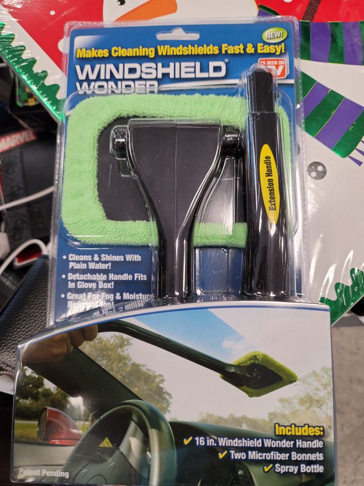 Windshield Wonder Makes Cleaning Windshields Fast & Easy Microfiber Pivoting