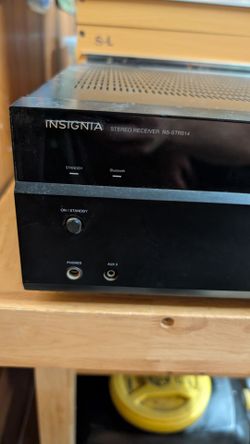 Insignia NS-STR514 Stereo Receiver