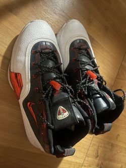 Jordan’s Size 10