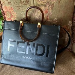 Authentic fendi Tote Bag for Sale in Los Angeles, CA - OfferUp
