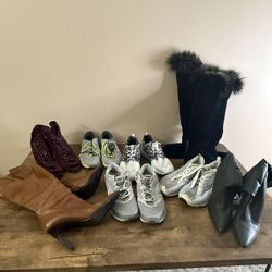 Women’s shoe lot