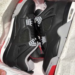 Jordan 4 “Bred”