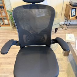 Ergonomic Office Chair - New