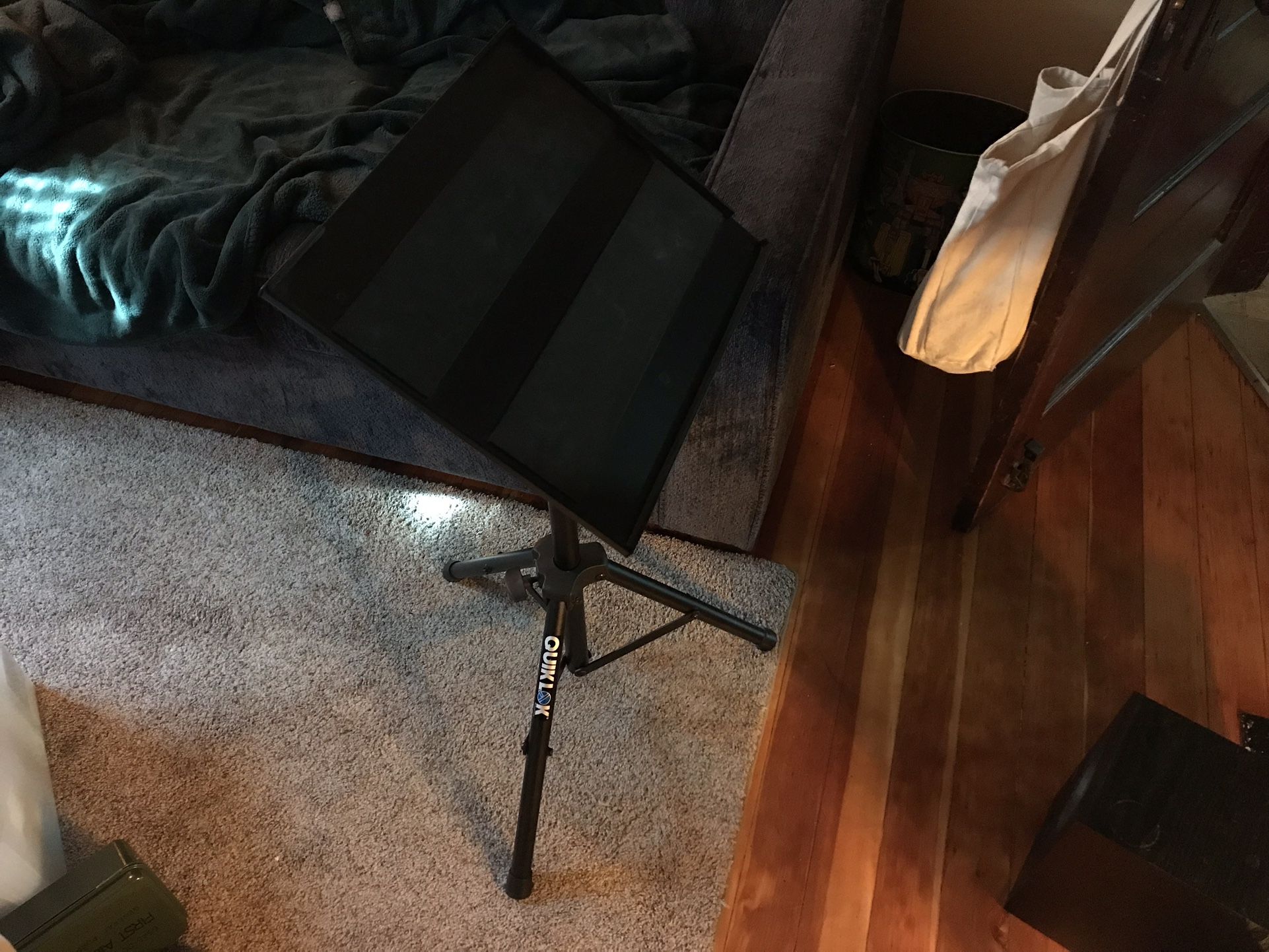QuikLok Adjustable Music Or Laptop Stand