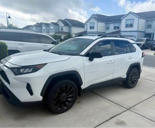 Toyota RAV4 2019 LE