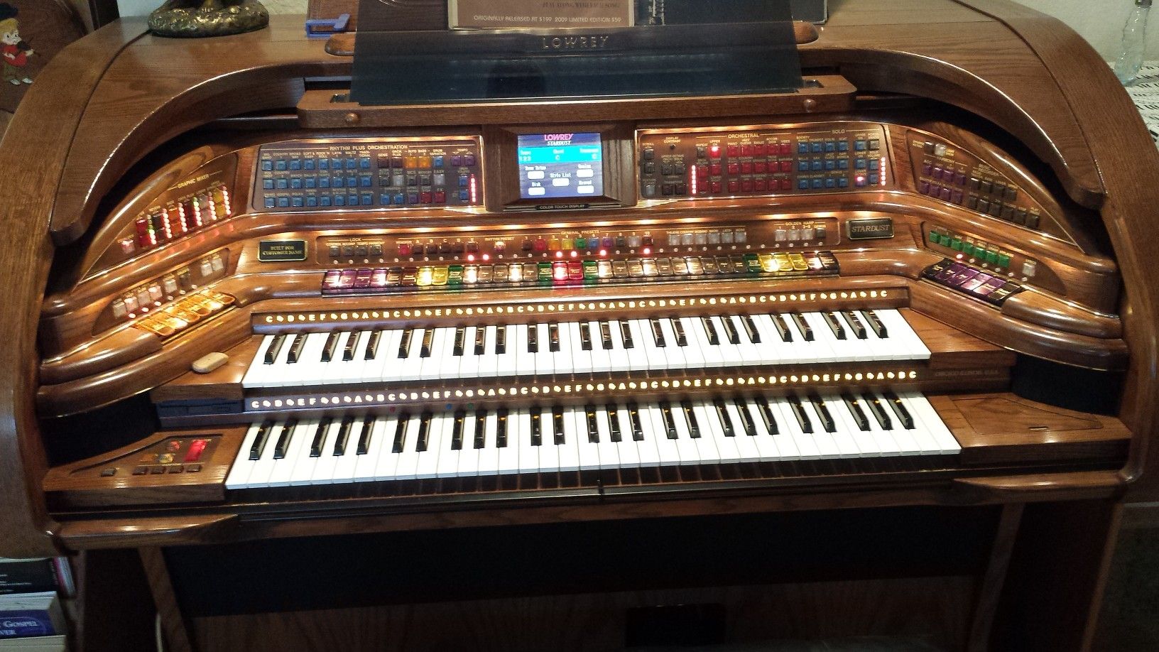 Lowrey Stardust SU530 Organ