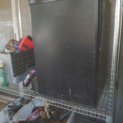 Kenmore Mini Fridge With Freezer