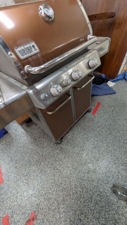 Weber Genesis Gas Grill with Side Burner & Sear Station – Copper . See description below