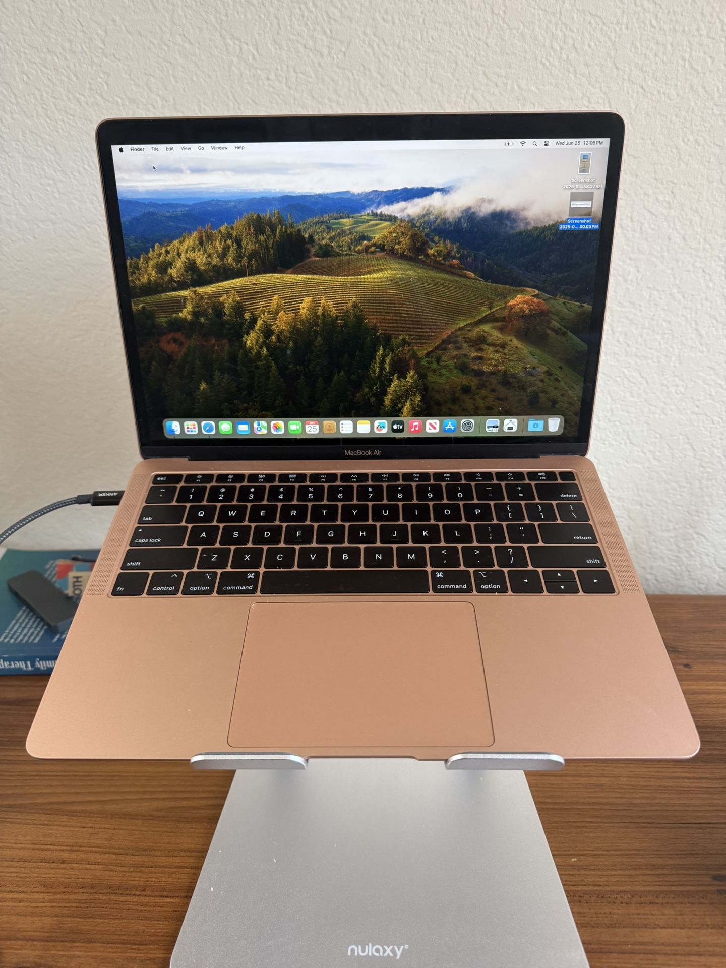 2019 MacBook Air i5 8GB Ram 256GB 13in