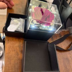 Valentines Day Gifts for Her Women Girlfriend Wife Fiancée - Preserved Real Rose with Heart Necklace “I Love You” in 100 Languages, Valentine's Foreve