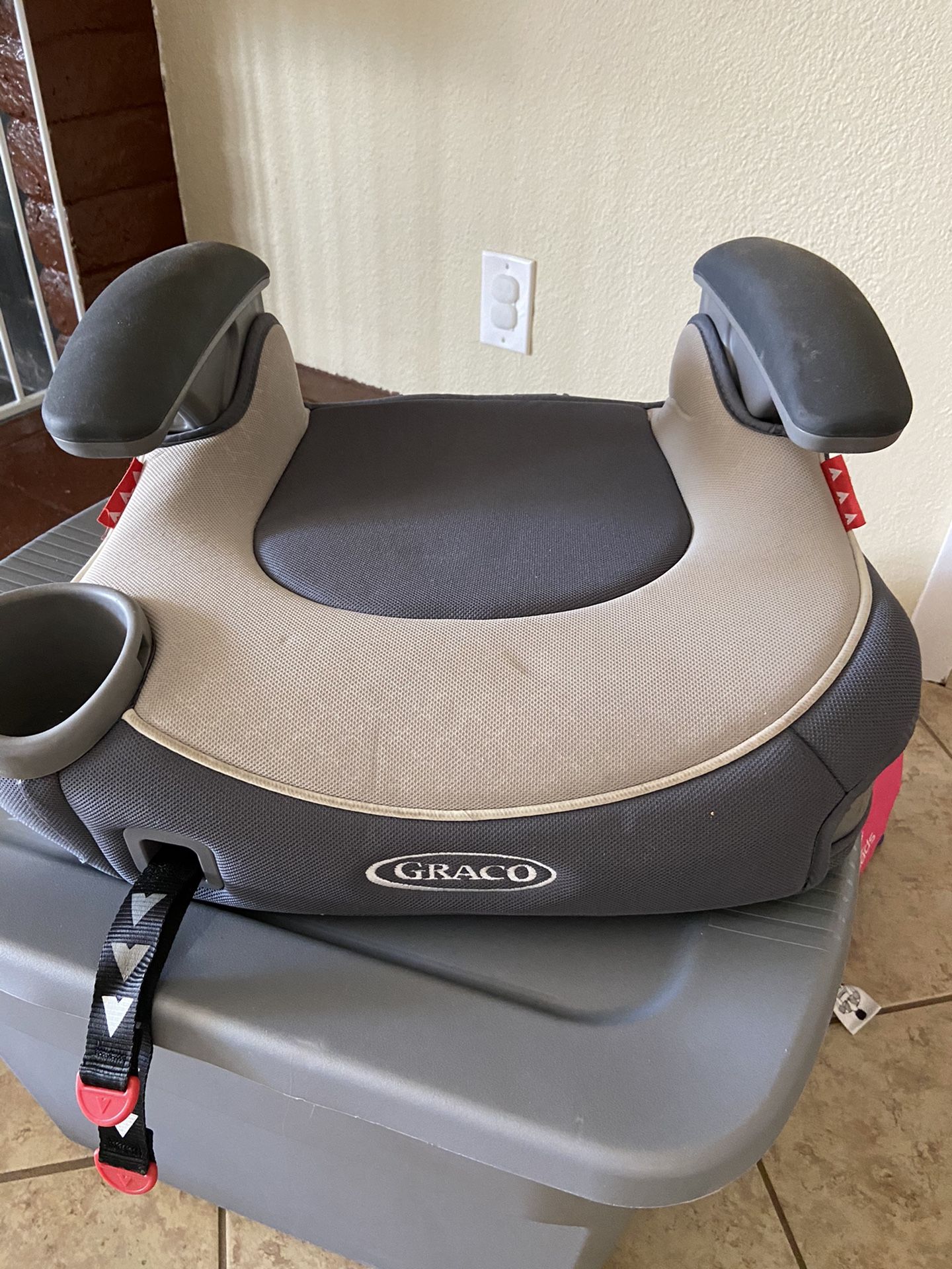 Graco backless booster seat