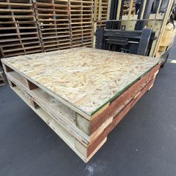 Solid Top Pallets 48x48