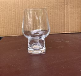 6 oz. wine glasses