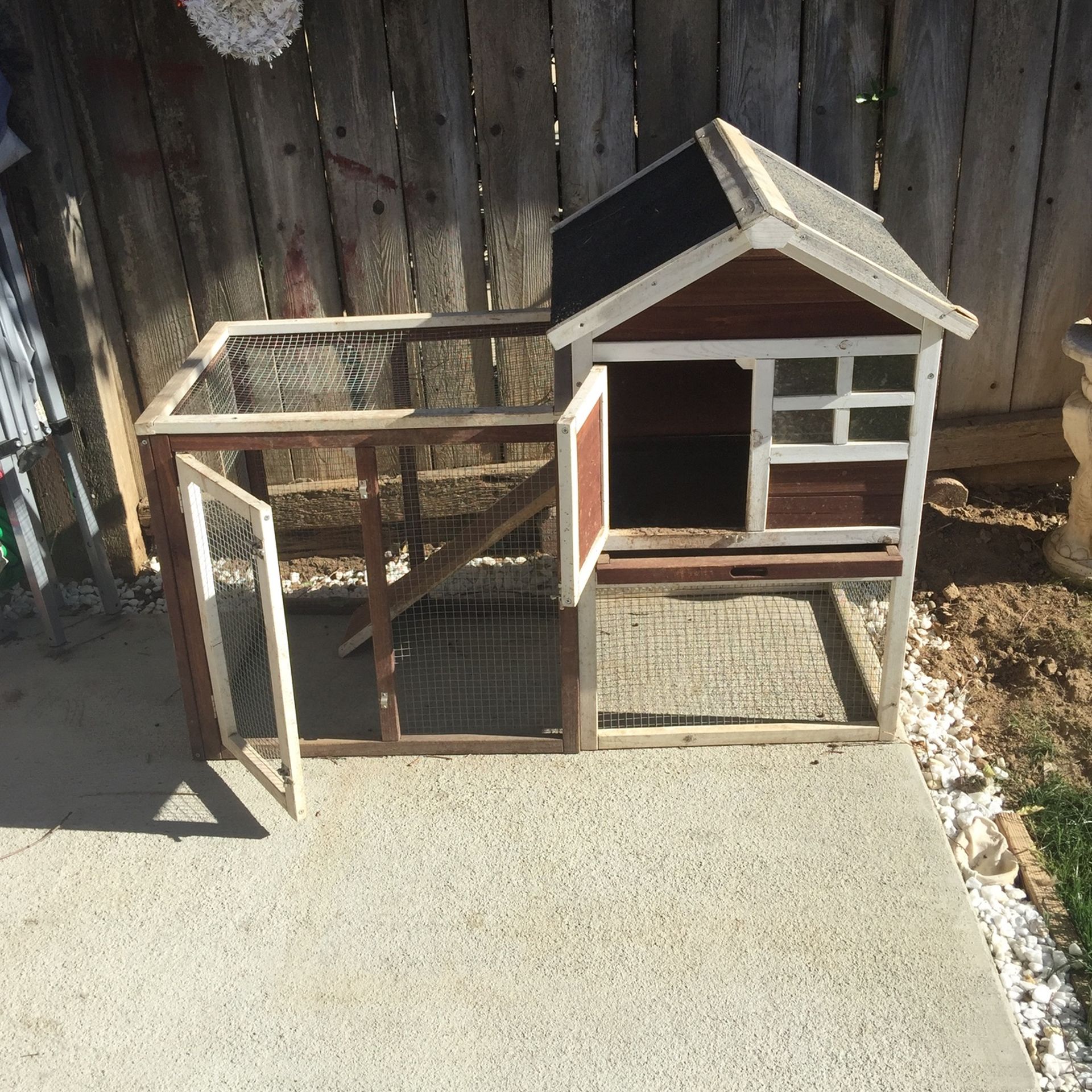 Chicken coop for sale