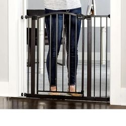 Brand New Baby REGALO Safety Gate