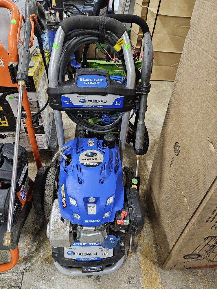 Subaru gas powered pressure washer
3100 psi
2.4gpm
Electric start
$210 FIRM