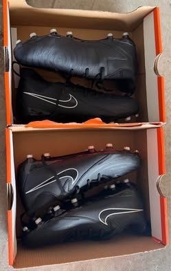 Football shoes for 9-10 years old
