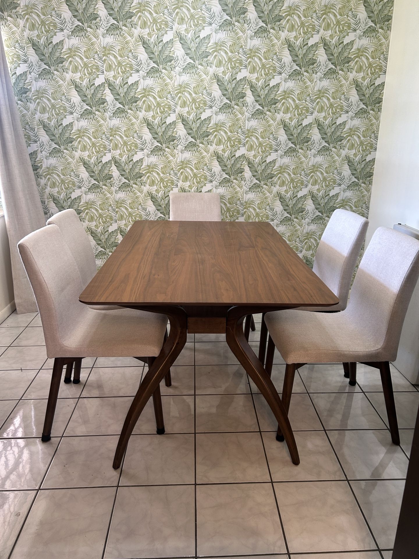 Mid Century Modern Table & Chairs Dining Set