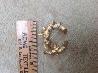 Sarah Coventry Brooch