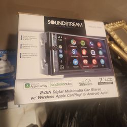 New Apple Car Play Wireless Soundstream with Warranty