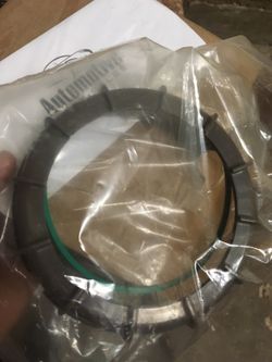 Ford Ranger Gas Pump Retainer