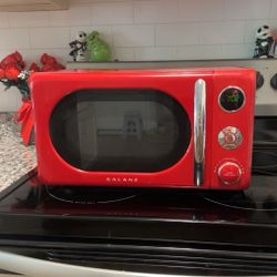 Galanz Red Microwave 