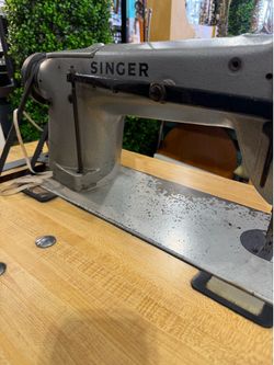 Sewing Machine Singer
