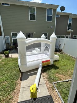 Small Bounce castle