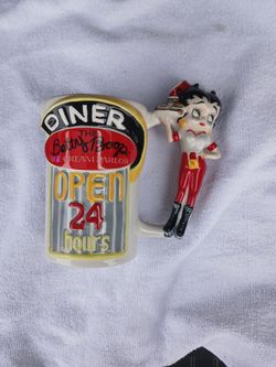 Betty mug